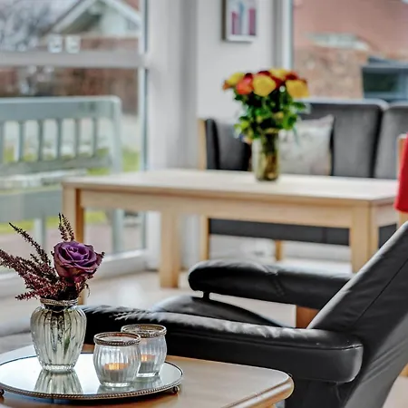 Cozy In With House Sea View